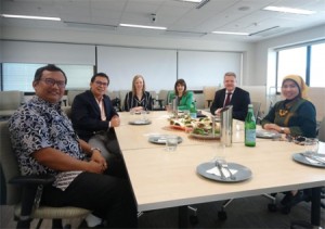 Adelaide university thesis picture